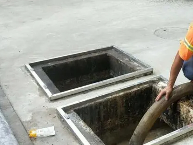东坡化粪池清理