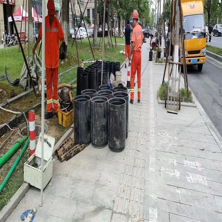 东坡管道短管置换修复